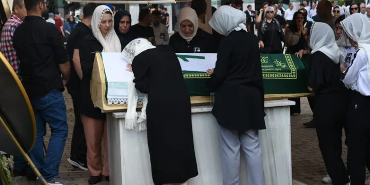 Arif Cez Bursa’da son yolculuğuna uğurlandı