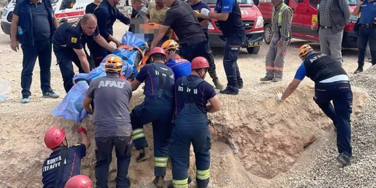 Toprak altında kalan işçi yaşamını yitirdi