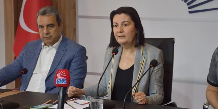 Karabıyık, YÖK iddialarını Bursa’da gündeme taşıdı