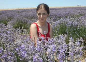 Aldığı destekle lavanta bahçesi hayalini gerçekleştirdi