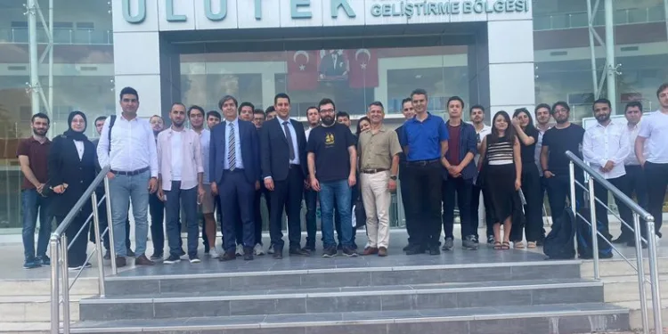 BUÜ’de otonom servis aracı tasarlandı