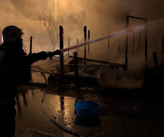 Bursa'da 5 kişilik ailenin yaşadığı baraka yandı