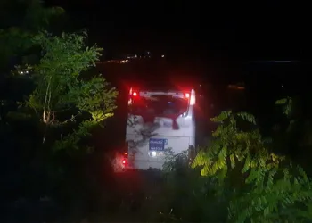 Yolcu otobüsü devrildi: 1 ölü, 19 yaralı