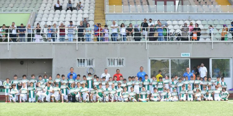 Bursaspor’da sertifa töreni gerçekleşti