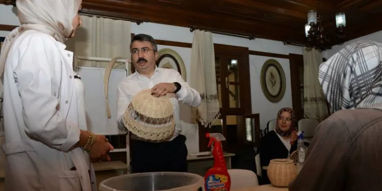 Başkan Yılmaz’dan el sanatlarına destek