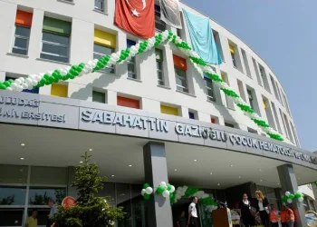 BUÜ Çocuk Onkoloji Hastanesi’nin kapatılacağı iddialarına ilişkin açıklama