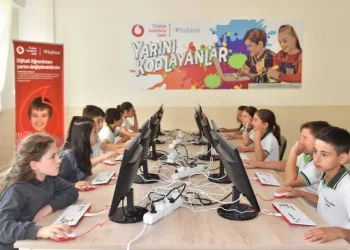 Bursa’da elektronik atıklar kodlama sınıfına dönüştü