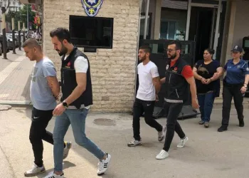 Bursa’da uyuşturucu operasyonu: 4 tutuklama