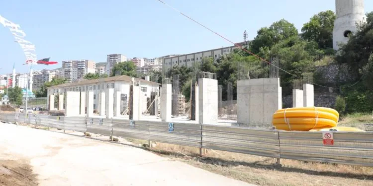 Gemlik’te öğrenci merkezi gün sayıyor