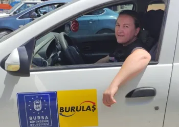 Bursa’da o ilçenin tek kadın şoförü