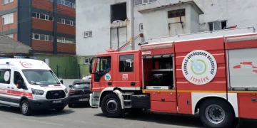 Yük asansörüne sıkışan işçi hayatını kaybetti