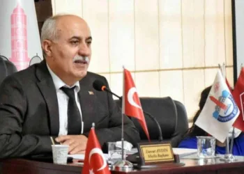 Başkan Aydın’dan İYİ Partili Özel’e sert tepki