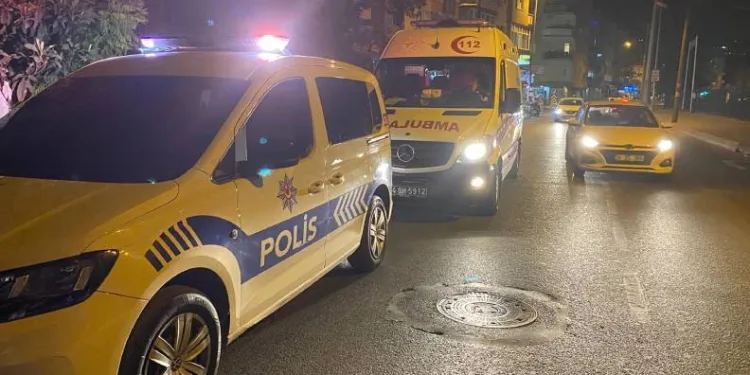 Husumetlisini sokak ortasında silahla yaraladı