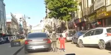 Çocukların trafikte tehlikeli oyunu
