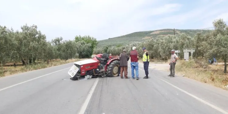 Bursa’da hafriyat kamyonu ile traktör çarpıştı