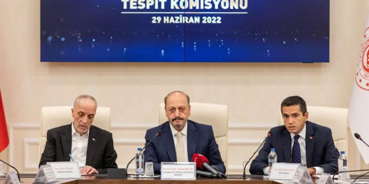 Asgari ücrette ikinci toplantı saati belli oldu