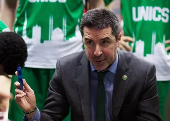 Tofaş Spor Kulübü, basketbol A Takım Başantrenörlük görevi için Yunan Koç Dimitris Priftis ile anlaşma sağladı.