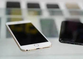 İstanbul’da yüzlerce kaçak cep telefonu ele geçirildi