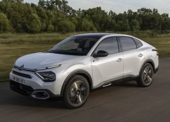 Citroen, yeni C4 X’i dünyaya İstanbul’dan tanıttı