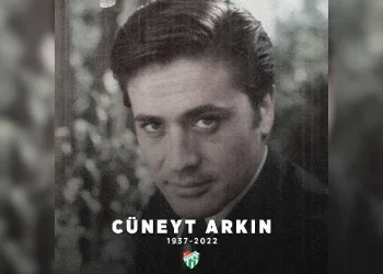 Bursaspor’dan Cüneyt Arkın mesajı