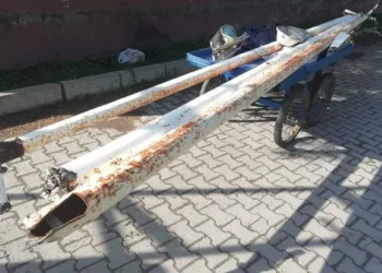 Elektrik direği hırsızlarına suçüstü