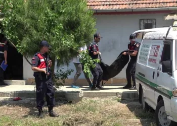 Karısına kurşun yağdırıp kayıplara karıştı