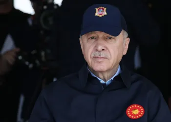 Yunanca tweet’le Atina’ya tepki