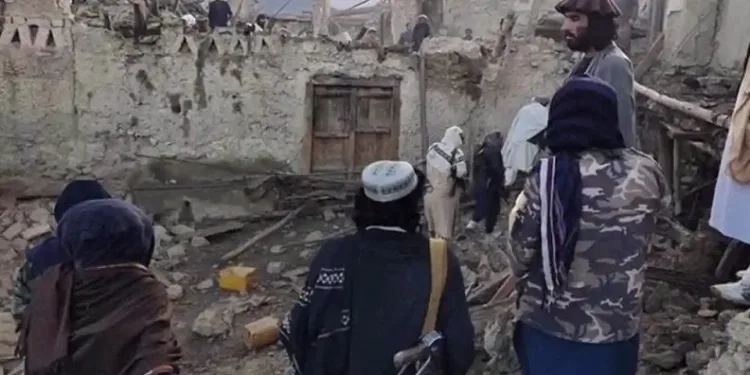 Afganistan’da deprem! Yüzlerce ölü ve yaralı var