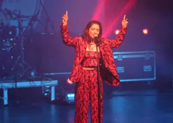 Müzik yarışmasında liselilerden muhteşem performans