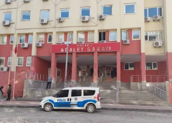 Eşini defalarca bıçaklayan kocaya 17 yıl hapis
