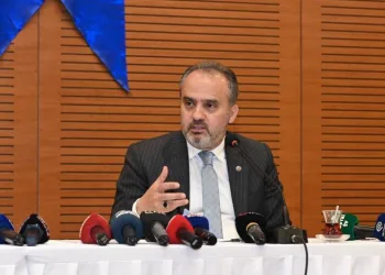 Alinur Aktaş’tan Nilüfer Çayı tepkisi