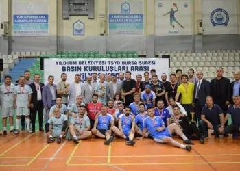 İlyas Kader Futsal Turnuvası’nda kazanan dostluk oldu.