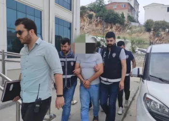 Bursa’da uyuşturucu tacirlerine darbe