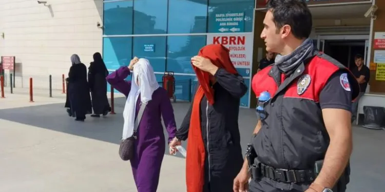 Bursa’da kadın hırsızlar yakayı ele verdi