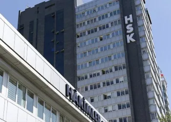 33 ilin başsavcısı değişti
