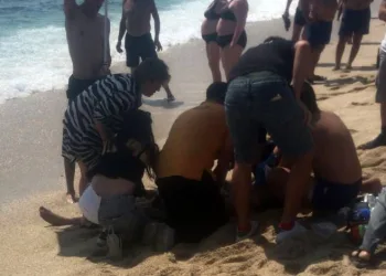 Serinlemek için denize giren Alman turist boğuldu