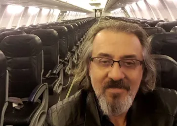 189 kişilik uçakta tek başına seyahat etti