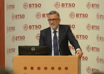 Burkay: “Bursa’yı orta ihracat tuzağından kurtarmalıyız”