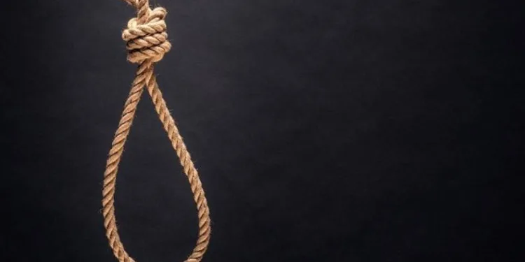 İran’da 2 din görevlisini öldüren Afgan idam edildi