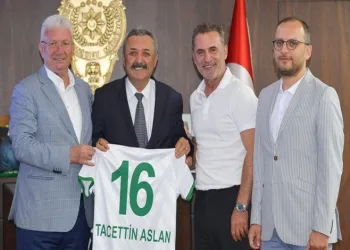 Bursaspor’dan Emniyet Müdürü Tacettin Aslan’a Ziyaret