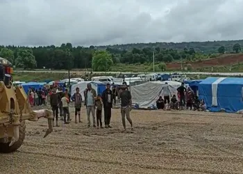 Mevsimlik işçilere İnegöl Belediyesi’nden yardım