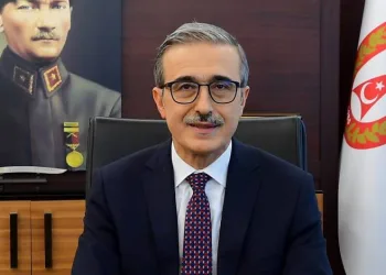 Prof. Dr. İsmail Demir:”Terörün kafasını ezmeye devam edeceğiz”