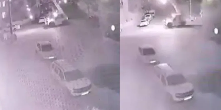 Alkollü sürücü elektrik tellerini kopardı