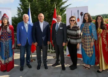Bakan Çavuşoğlu Prag’da Gastronomi Festivali’ne katıldı