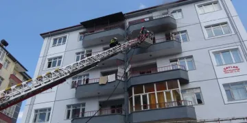 Niğde’de yangın: 3’ü çocuk 5 kişi kurtarıldı