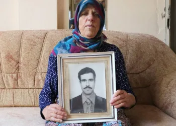 77 yıldır kimliksiz yaşıyor