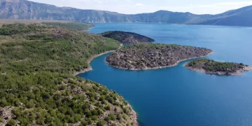 Dünyanın ikinci en büyüğü! Manzarasıyla hayran bırakıyor