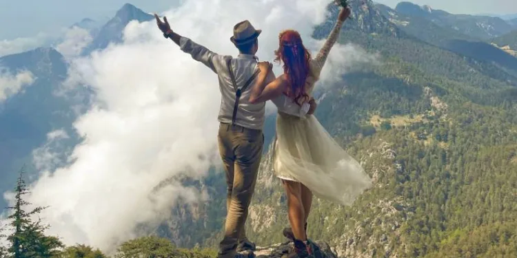 Çalbalı Dağı Zirvesi’nde nikah