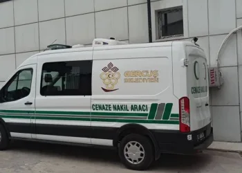 Ağabeyinin cesediyle 3 gün yaşadı