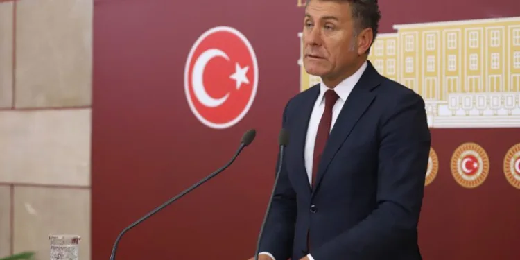 CHP’li Sarıbal: Ülke yönetilmiyor, savruluyor